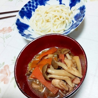 春だから！きのこたっぷり味噌つけうどん